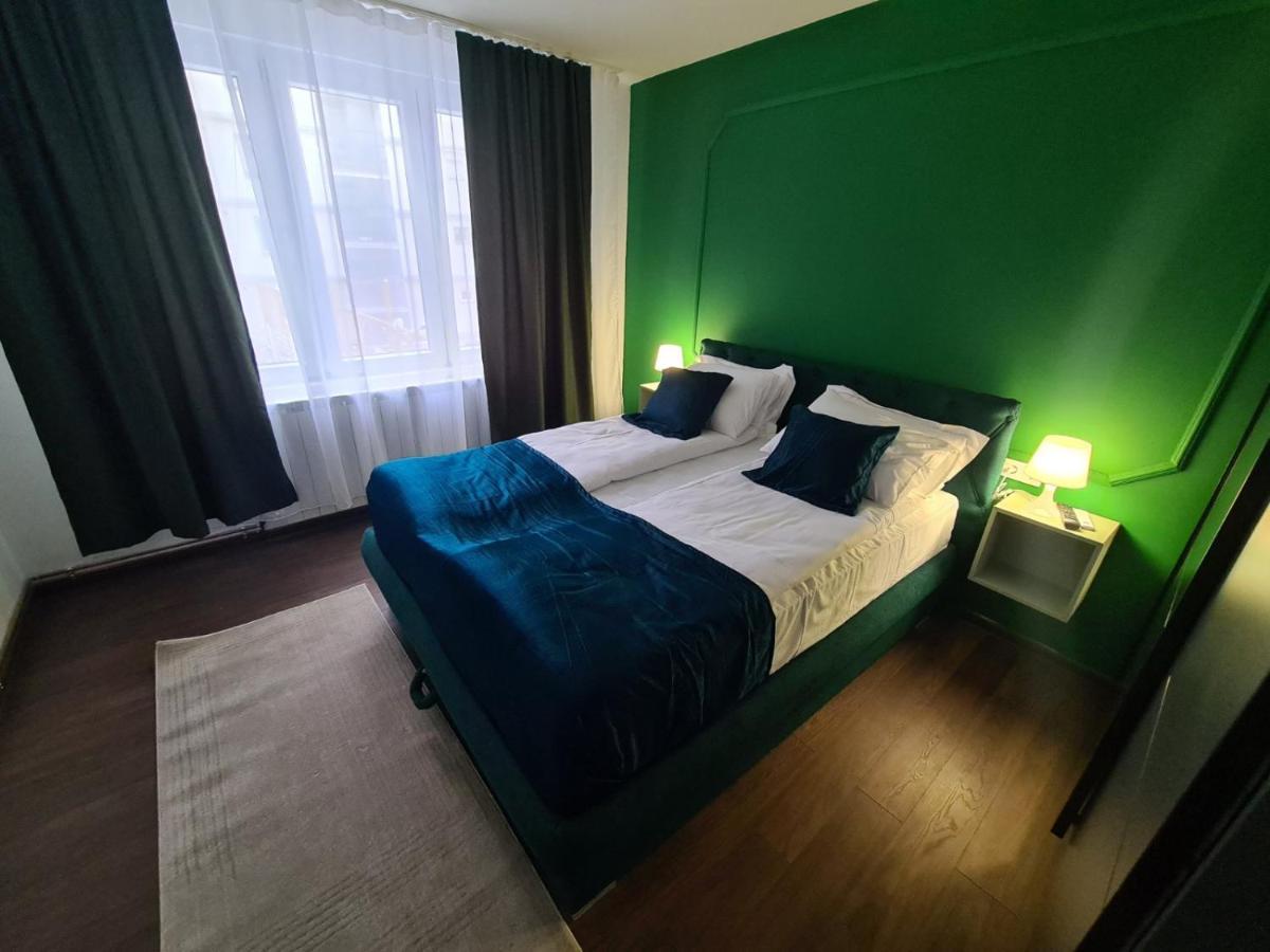 Mak Apartment - Free Parking - Balcony Sarajevo Bagian luar foto