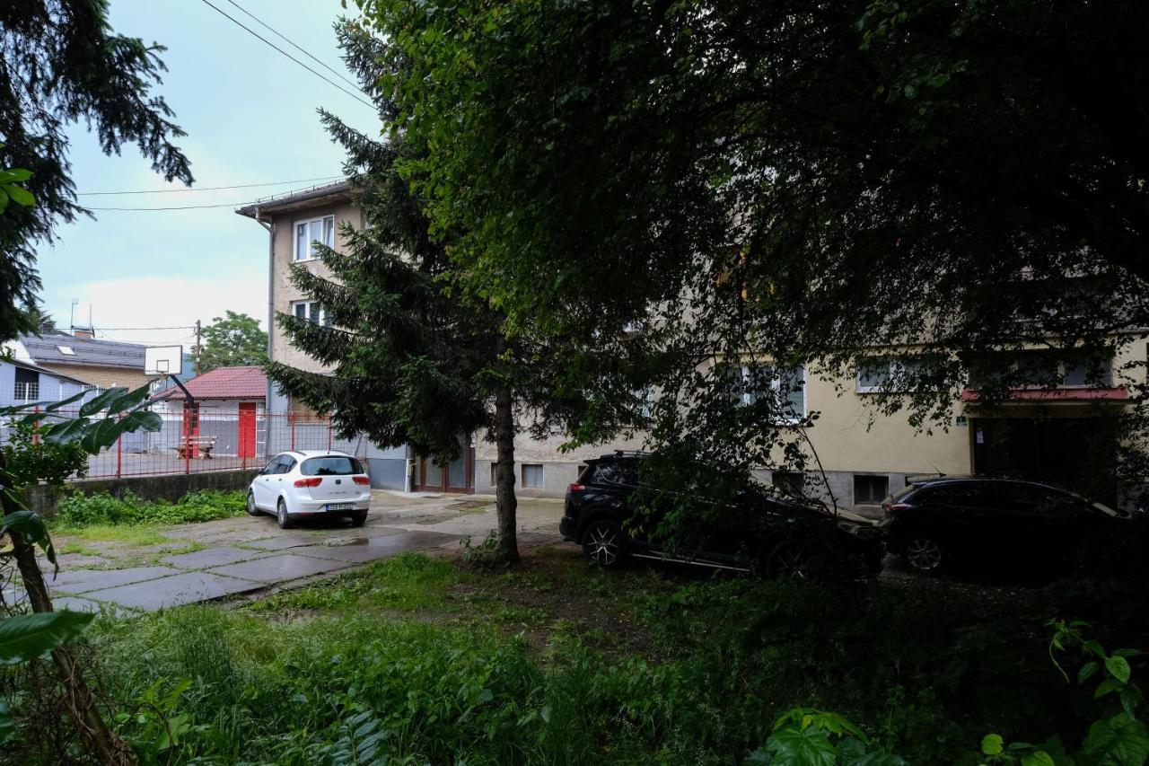 Mak Apartment - Free Parking - Balcony Sarajevo Bagian luar foto