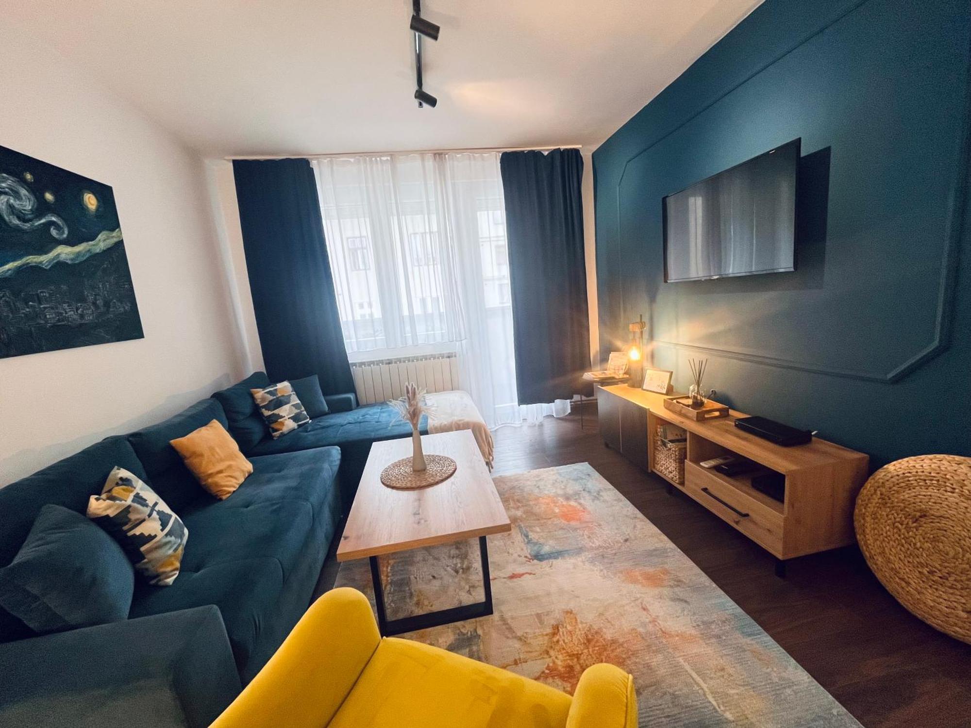 Mak Apartment - Free Parking - Balcony Sarajevo Bagian luar foto