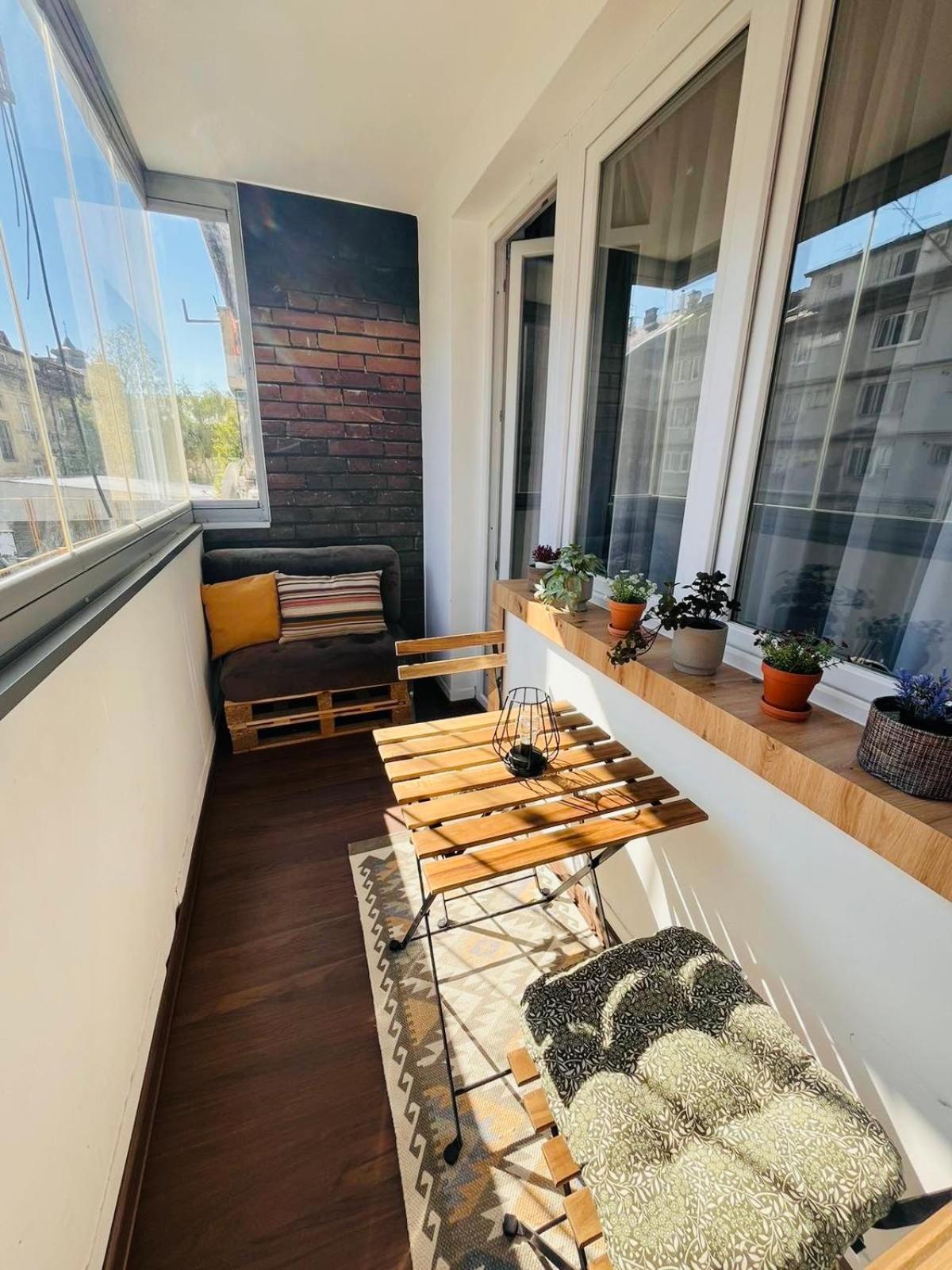 Mak Apartment - Free Parking - Balcony Sarajevo Bagian luar foto