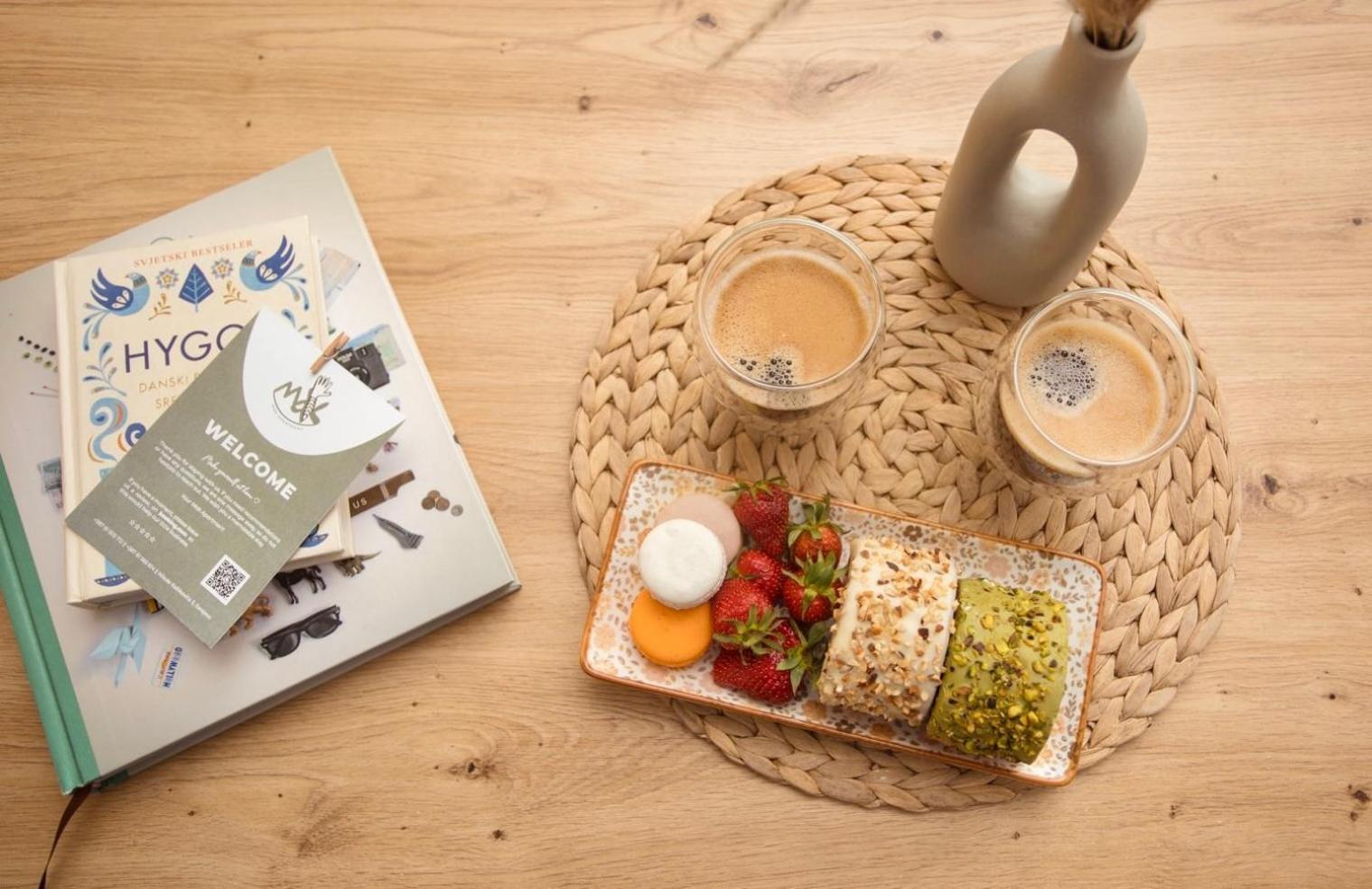 Mak Apartment - Free Parking - Balcony Sarajevo Bagian luar foto